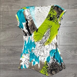Joseph Ribkoff v neck top size 8